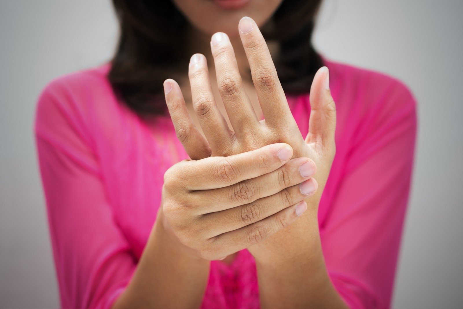 priežastys artritu rankas gydymas sąnarių aukso
