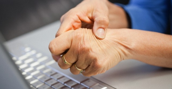 reumatoidinis artritas piršto rankos valymo atsiliepimai