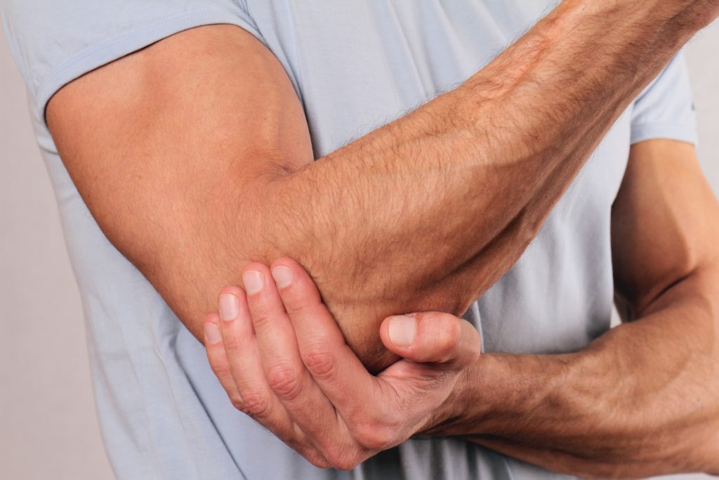 viskas apie alkūnės sąnario artritas skystis iš piršto gydymo sąnario
