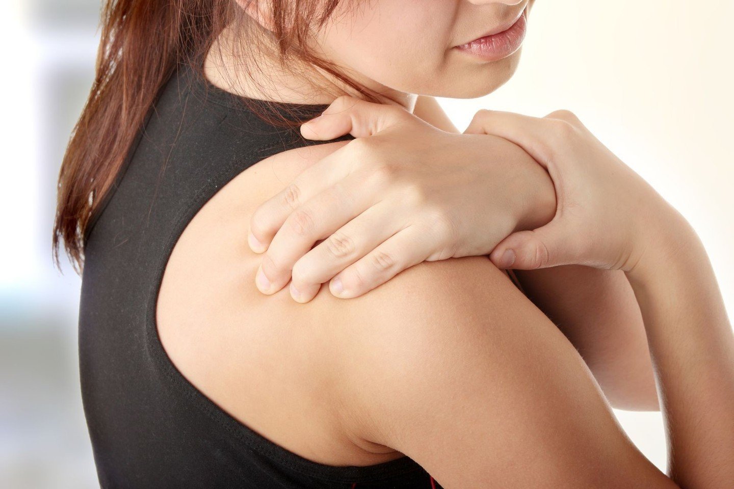 skausmas peties sąnario ir rankos tirpimo gydymas sustav po bursita