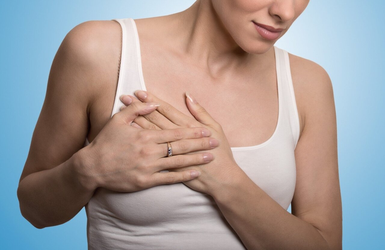 skausmas krūtinės srityje traumų ir gydymas peties sąnario