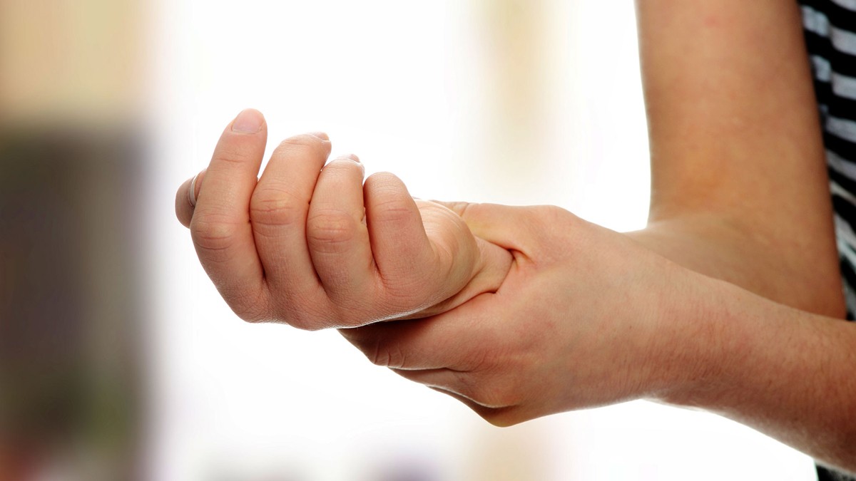 gydymas artrozės riešo ir rankų šepečiai